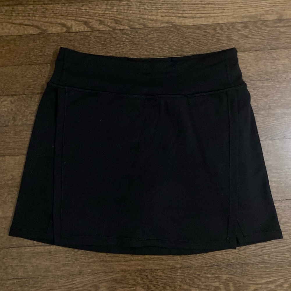 Athleta Girl Black Goal Getter Skort Size XL/14Y
